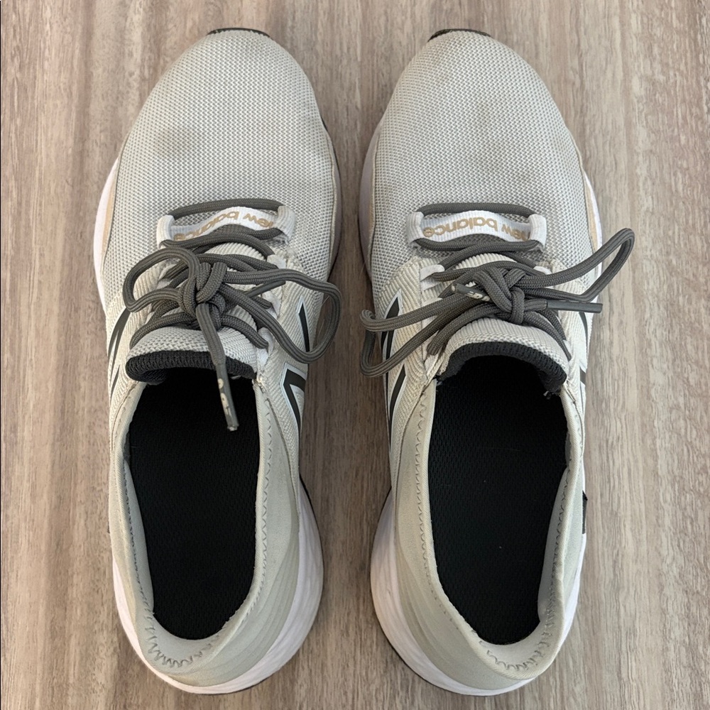 Figs x New Balance ROAV Sneakers MROAVFE Unisex Men’s 7.5 = Women’s 9 - Picture 2 of 9